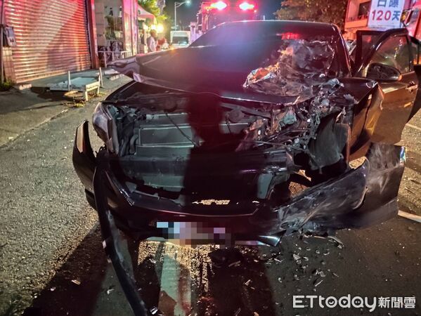 ▲▼台東縣大武鄉尚武加油站前死亡車禍。（圖／記者楊晨東翻攝）