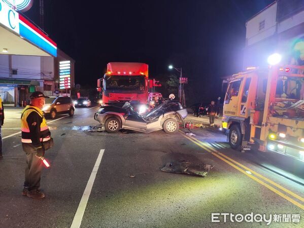 ▲▼台東縣大武鄉尚武加油站前死亡車禍。（圖／記者楊晨東翻攝）