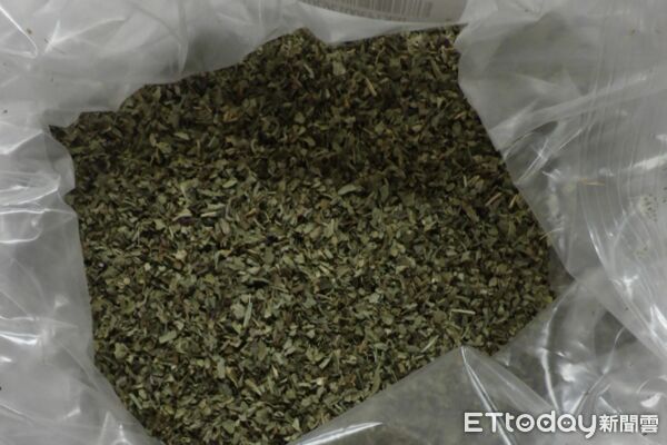 1/6邊境查驗。（圖／食藥署提供）