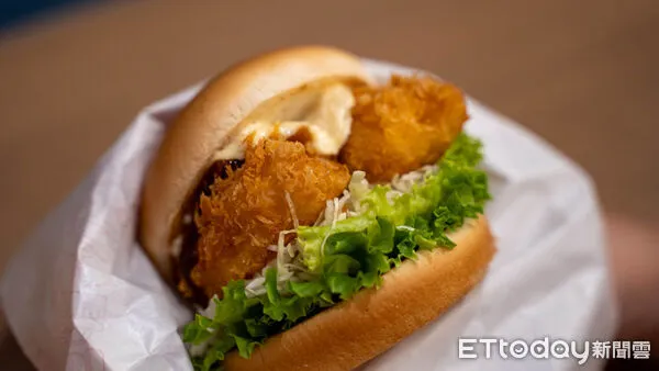 ▲▼摩斯漢堡以海鮮為主角推出4款期間限定新品，。（圖／業者提供）