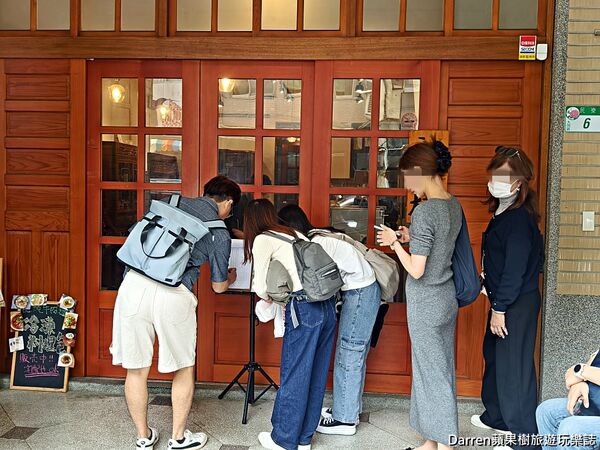 ▲▼迪化街大稻埕美食「江牛樓」，入選米其林日本主廚牛肉麵排隊名店。（圖／部落客DARREN提供）