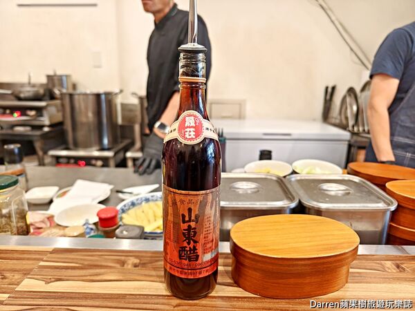 ▲▼迪化街大稻埕美食「江牛樓」，入選米其林日本主廚牛肉麵排隊名店。（圖／部落客DARREN提供）