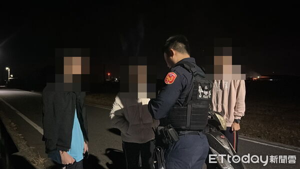 ▲▼   未成年負氣離家 南新警及時尋獲助返家   。（圖／水上分局提供）