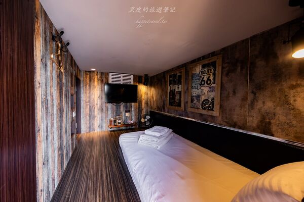 ▲▼墾丁背包客棧推薦「The First墾丁南灣青旅」，獨立的海景陽台900有找太佛心，雙床位海景窗房也只要1100。（圖／部落客黑皮提供）