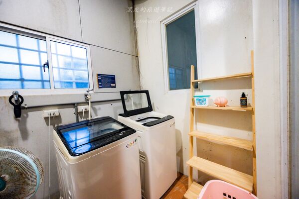 ▲▼墾丁背包客棧推薦「The First墾丁南灣青旅」，獨立的海景陽台900有找太佛心，雙床位海景窗房也只要1100。（圖／部落客黑皮提供）