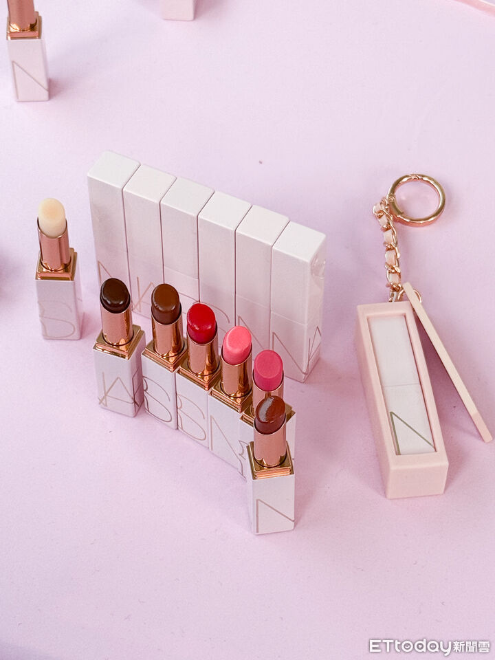 NARS,dior,迪奧,唇膏,潤唇膏,彩妝,。（圖／記者李薇攝、品牌提供）