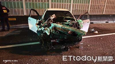 快訊／國1北上361k追撞！女駕駛追撞水泥車再撞護欄　搶救無效亡