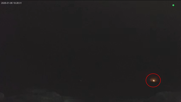 F-16戰機失事「海面閃現火光」！即時影像監視器全拍下