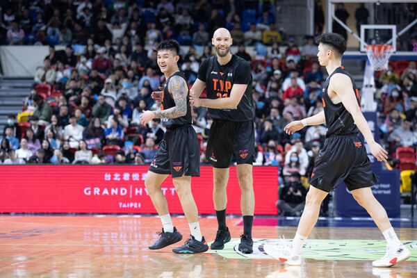 ▲桃園璞園領航猿21分大比分擊潰台北富邦勇士。（圖／PLG提供）