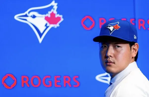 ▲▼    岡本和真         。（圖／藍鳥官方X）