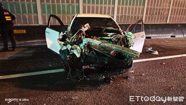 ▲國道1號北向361公里（鼎金系統路段）7日凌晨發生追撞事故。（圖／記者吳奕靖翻攝，下同）