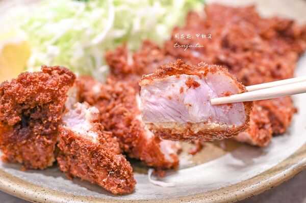 ▲▼鹿兒島天文館美食「味之豬排丸一」，tabelog3.68百名店，老闆超愛台灣人。（圖／部落客周花花提供）