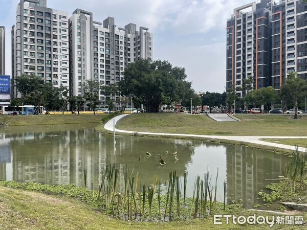 ▲▼高雄新城市綠州+1！正義公園華麗轉身變「多功能滯洪公園」。（圖／記者賴文萱翻攝）