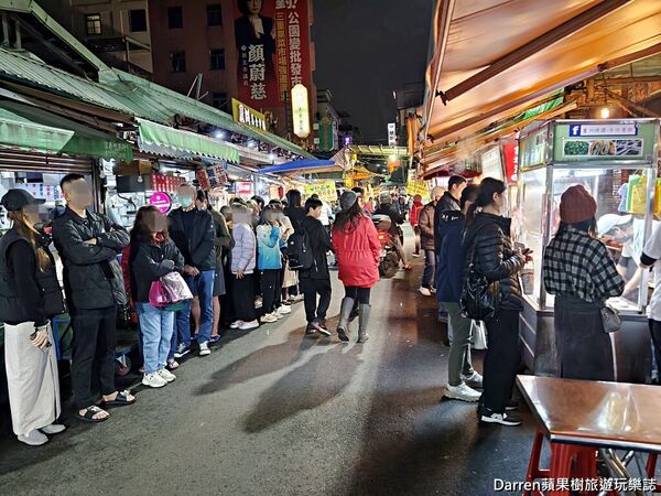 ▲▼新北蘆洲排隊美食「蘆洲總讚手作蔥餅」，廟口夜市爆蔥蔥油餅現擀現煎。（圖／部落客DARREN提供）