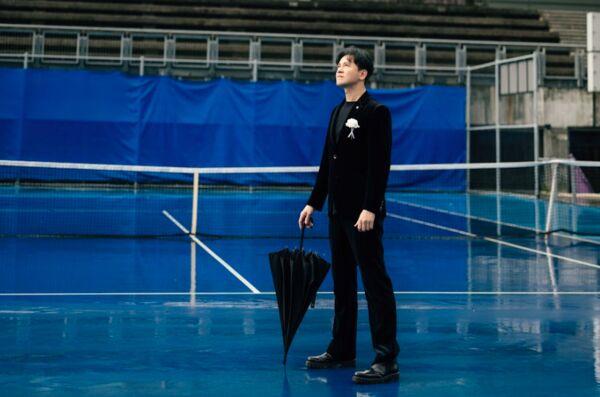 ▲▼李聖傑推出〈不勇敢〉MV。（圖／華納音樂提供）