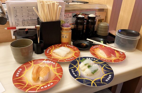 ▲▼道頓堀街頭煙火氣與庶民日常美食：大阪燒、章魚燒、串炸。（圖／部落客CJ夫人提供）