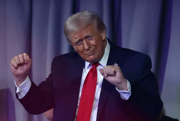 ▲▼美國總統川普（Donald Trump）招牌舞步。（圖／路透）