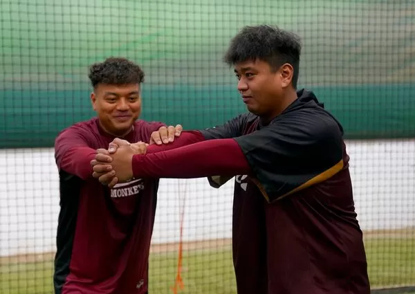 ▲ 桃猿隊簽回投手楊彬，並邀請前味全龍內野手瑪仕革斯．俄霸律尼參與春訓測試             。（圖／樂天桃猿提供）