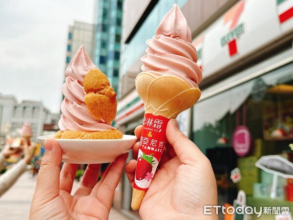▲▼7-ELEVEN 新推出「甘王草莓卡士達霜淇淋」、新口味思樂冰。（圖／記者林育綾攝）