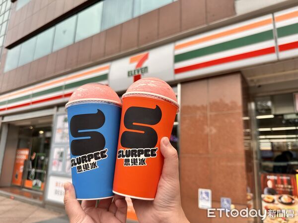 ▲▼7-ELEVEN 新推出「甘王草莓卡士達霜淇淋」、新口味思樂冰。（圖／記者林育綾攝）