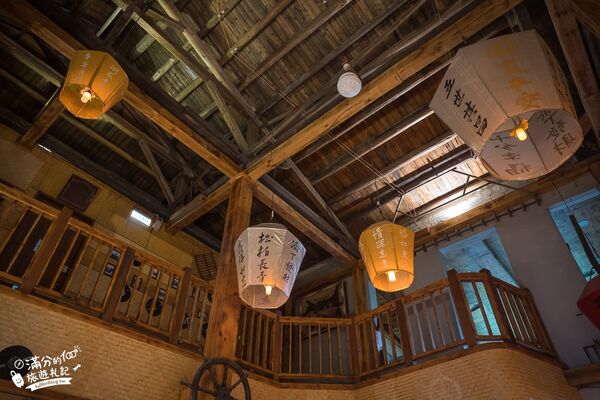 ▲▼新北平溪景點，樓仔厝咖啡、天燈主題咖啡館、走吊橋、放天燈。（圖／部落客滿分提供）