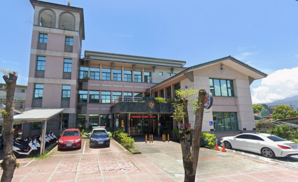 ▲▼             宜蘭縣羅東分局順安派出所。（圖／翻攝自Google地圖）