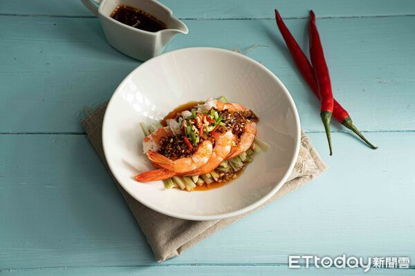 ▲彩豐樓推出〈冬蘊南漁〉主題菜色，以南方海味演繹冬季溫潤料理。（記者林東良翻攝，下同）