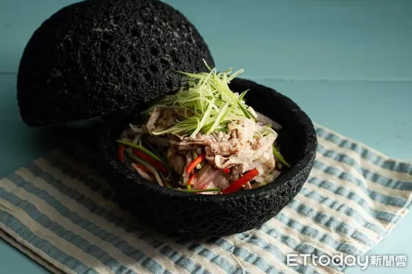 ▲彩豐樓推出〈冬蘊南漁〉主題菜色，以南方海味演繹冬季溫潤料理。（記者林東良翻攝，下同）