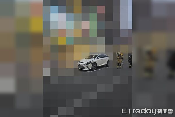 ▲▼高雄市左營區墜樓案。（圖／記者吳奕靖翻攝）