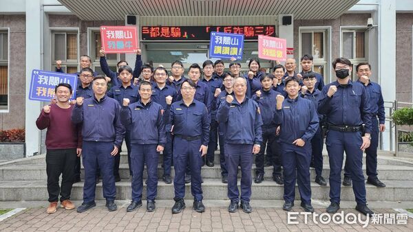 ▲關山警分局「警大、警專14名畢業生」新血加入。（圖／記者楊晨東翻攝）