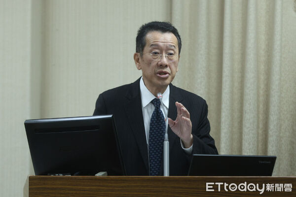 ▲國防部長顧立雄於8日到立法院專報。（圖／記者林敬旻攝）