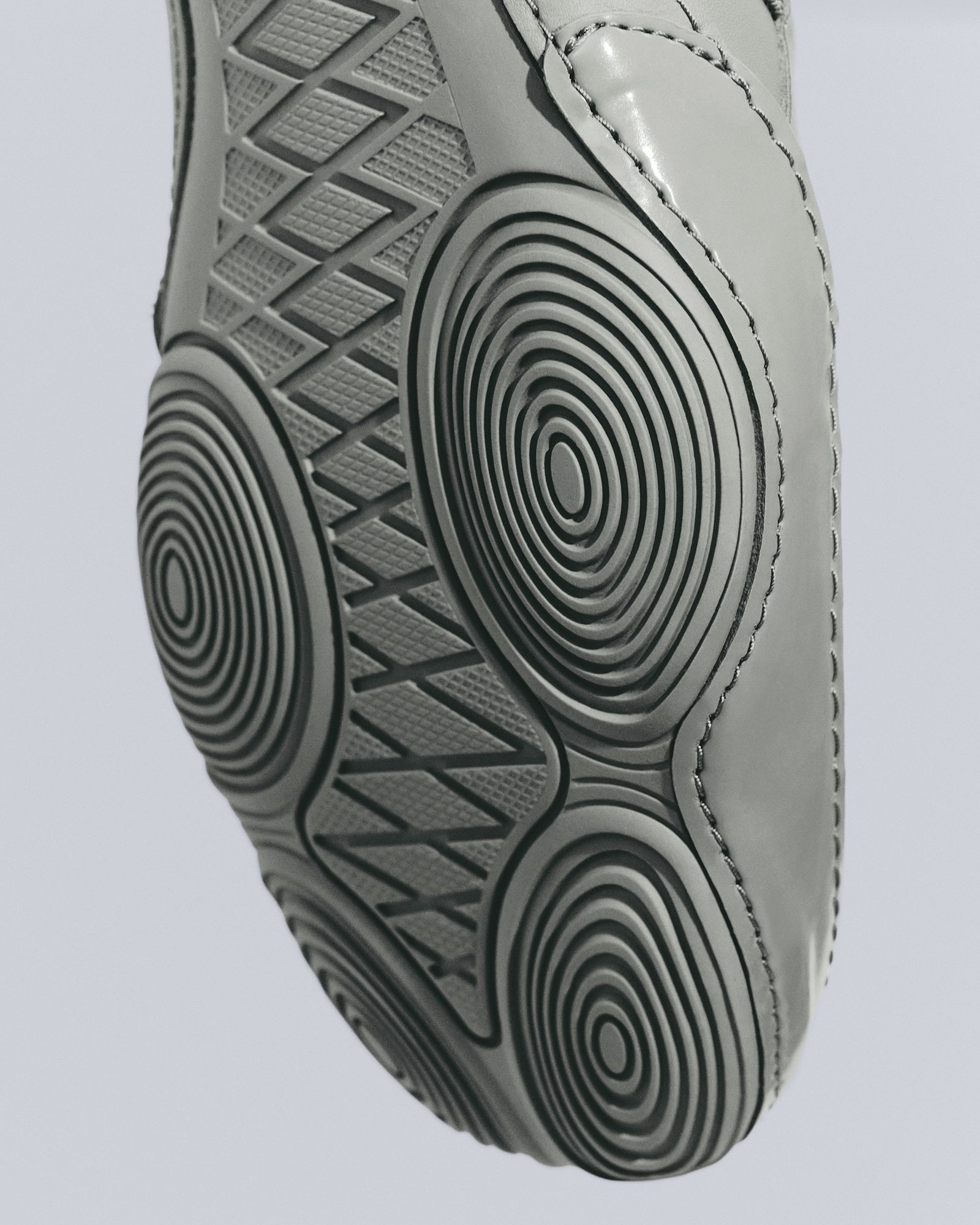 靚鑑賞／混得好啊 !