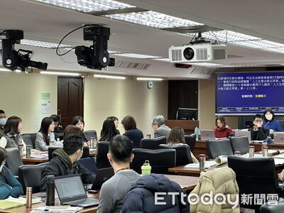 陳昭姿挺代理孕母嗆是15條不是9條　林淑芬酸：陳15條有比較好聽？