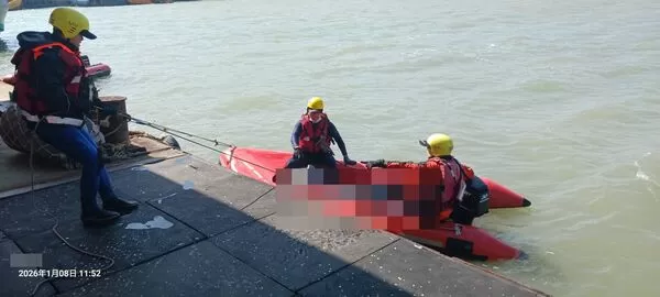 ▲▼       金門大橋落海畫面曝　蔡姓男子跳海失蹤尋獲    。（圖／民眾提供）