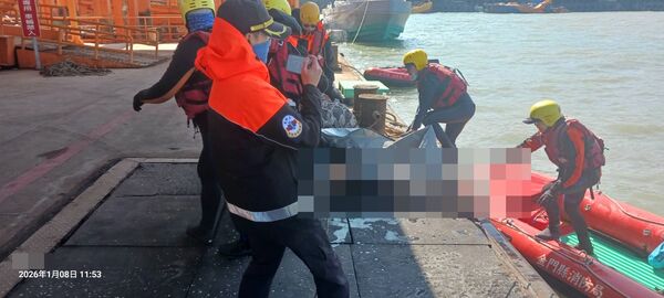 ▲▼       金門大橋落海畫面曝　蔡姓男子跳海失蹤尋獲    。（圖／民眾提供）