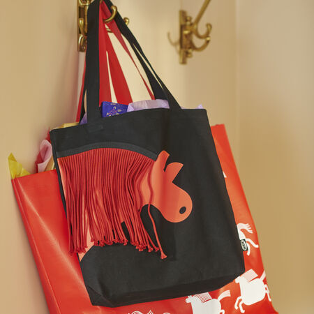 ▲IKEA、HOLA推出春節家居系列，各有風格。（圖／品牌提供）