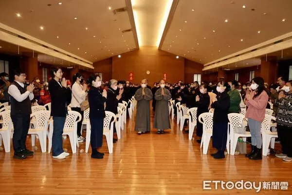 ▲慈濟60周年，草屯、南投辦理歲末祝福會慶祝。（圖／南投縣政府提供，下同）