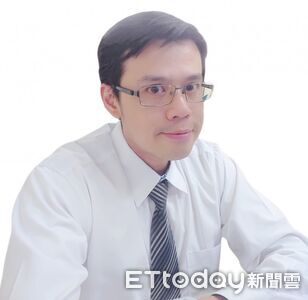 擁3任總統個資！「小白機」還藏2億筆　知名房仲收押禁見