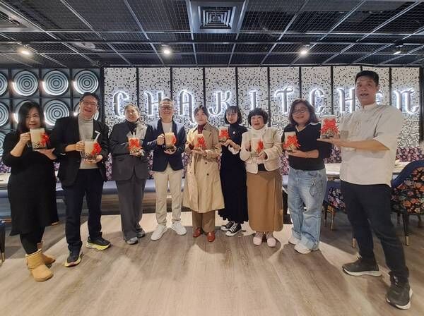 ▲「茶自點」百貨旗艦店開幕