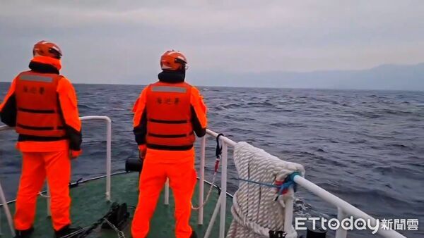 ▲▼      海巡署搜救畫面      。（圖／記者邱中岳翻攝）