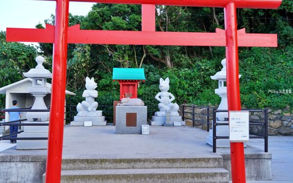 ▲▼日本山口「元乃隅神社」，123座紅色鳥居綿延至海邊，依山傍海超壯觀。（圖／部落客Mika提供）