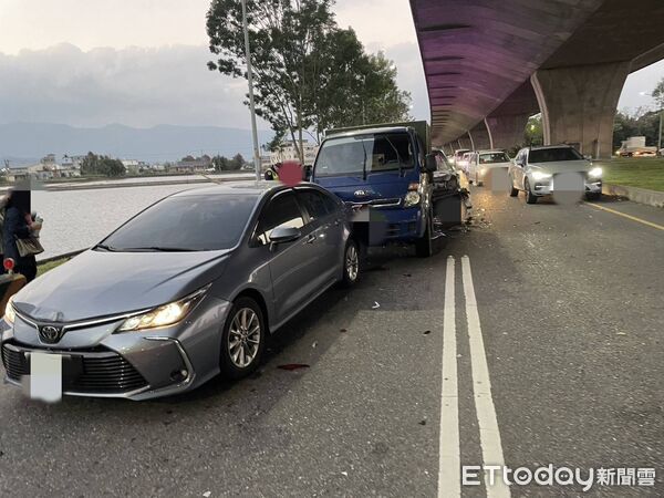 ▲▼             宜蘭161線發生6車連環撞。（圖／記者游芳男翻攝，下同）