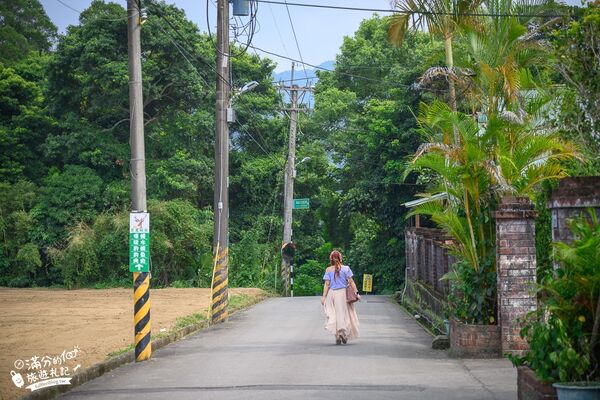 ▲▼桃園大溪親子景點「花鹿秘境李家摸蜆農場」，餵水豚君梅花鹿，還能釣魚超好玩。（圖／部落客滿分提供）
