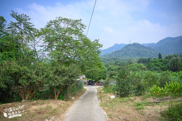 ▲▼桃園大溪親子景點「花鹿秘境李家摸蜆農場」，餵水豚君梅花鹿，還能釣魚超好玩。（圖／部落客滿分提供）