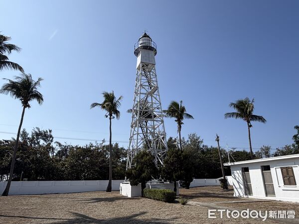 ▲▼安平燈塔因應整修，1月15日起園區暫時封閉。（圖／航港局提供）
