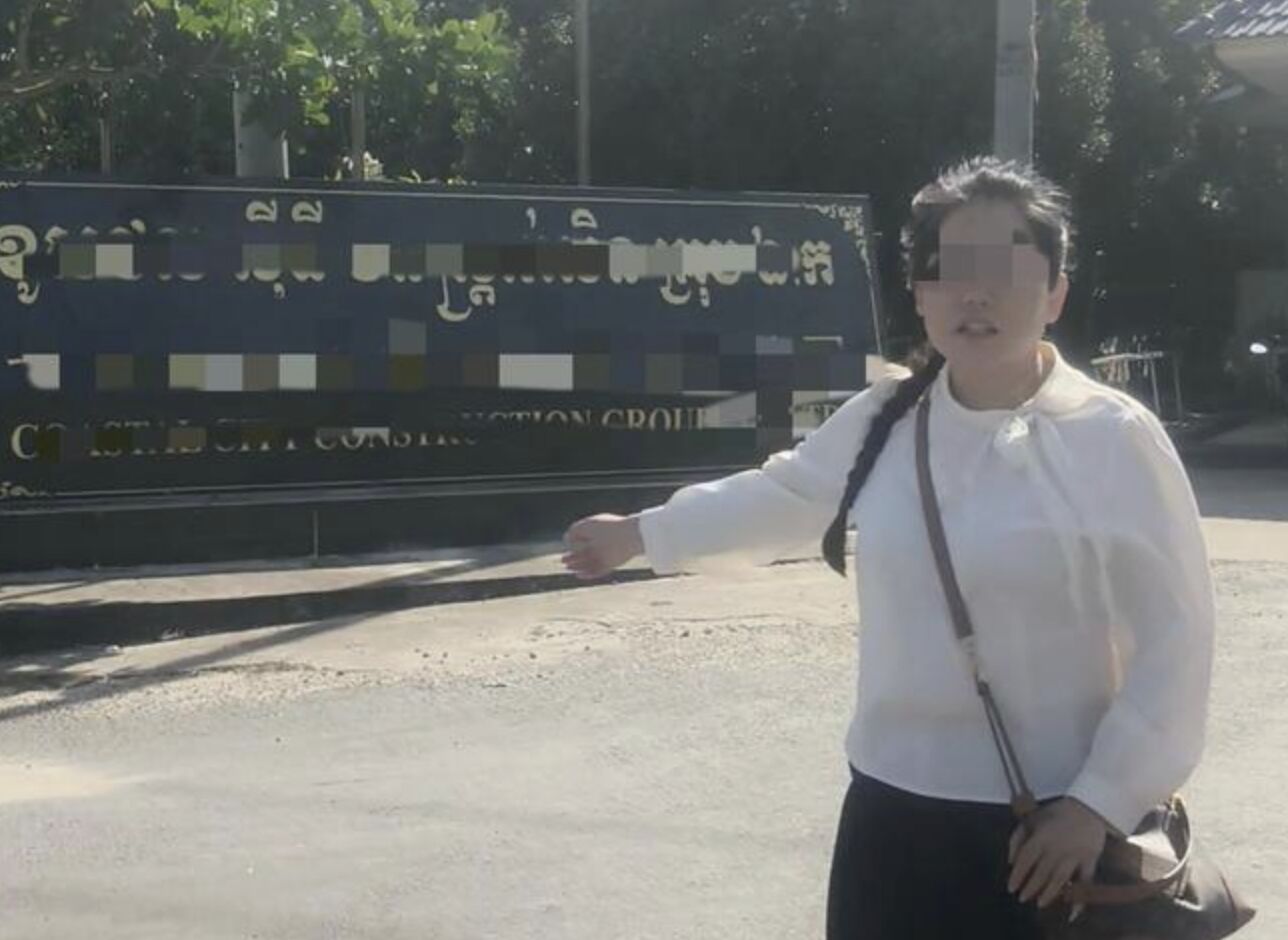 ▲獨自前往柬埔寨一個月找尋兒子的費女士。（圖／翻攝極目新聞）