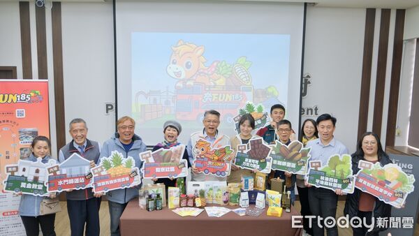 ▲「奔FUN 185」雙層巴士開跑。（圖／屏東縣政府提供）