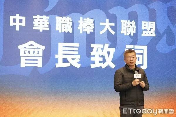 ▲▼   蔡其昌為林安可加盟西武獅記者會致詞          。（圖／記者湯興漢攝）