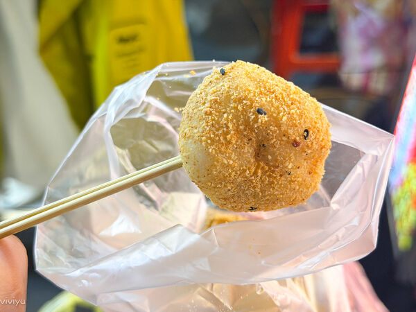 ▲▼永和樂華夜市銅板價美食「麻糬寶寶」，連續8年入選米其林餐盤美食。（圖／部落客VIVIYU提供）