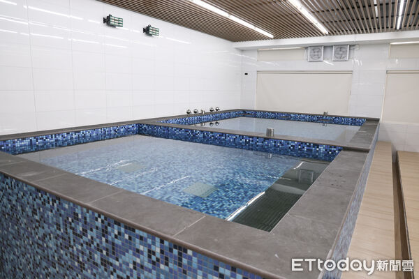 ▲皇鷹學院媒體導覽，台鋼訓練基地水療池 。（圖／記者黃克翔攝）